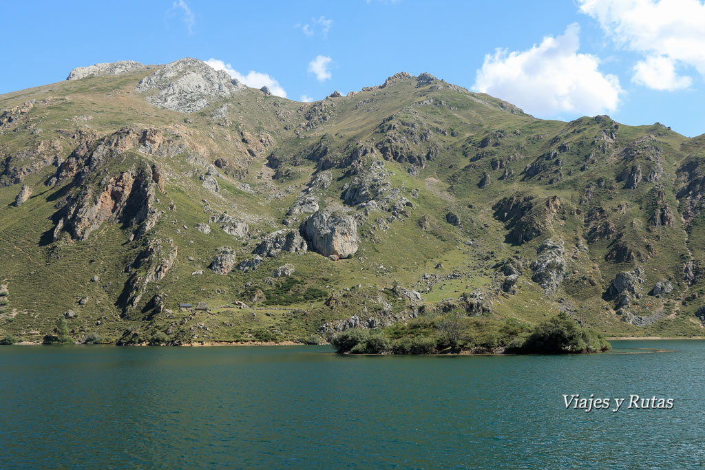 Lago del Valle