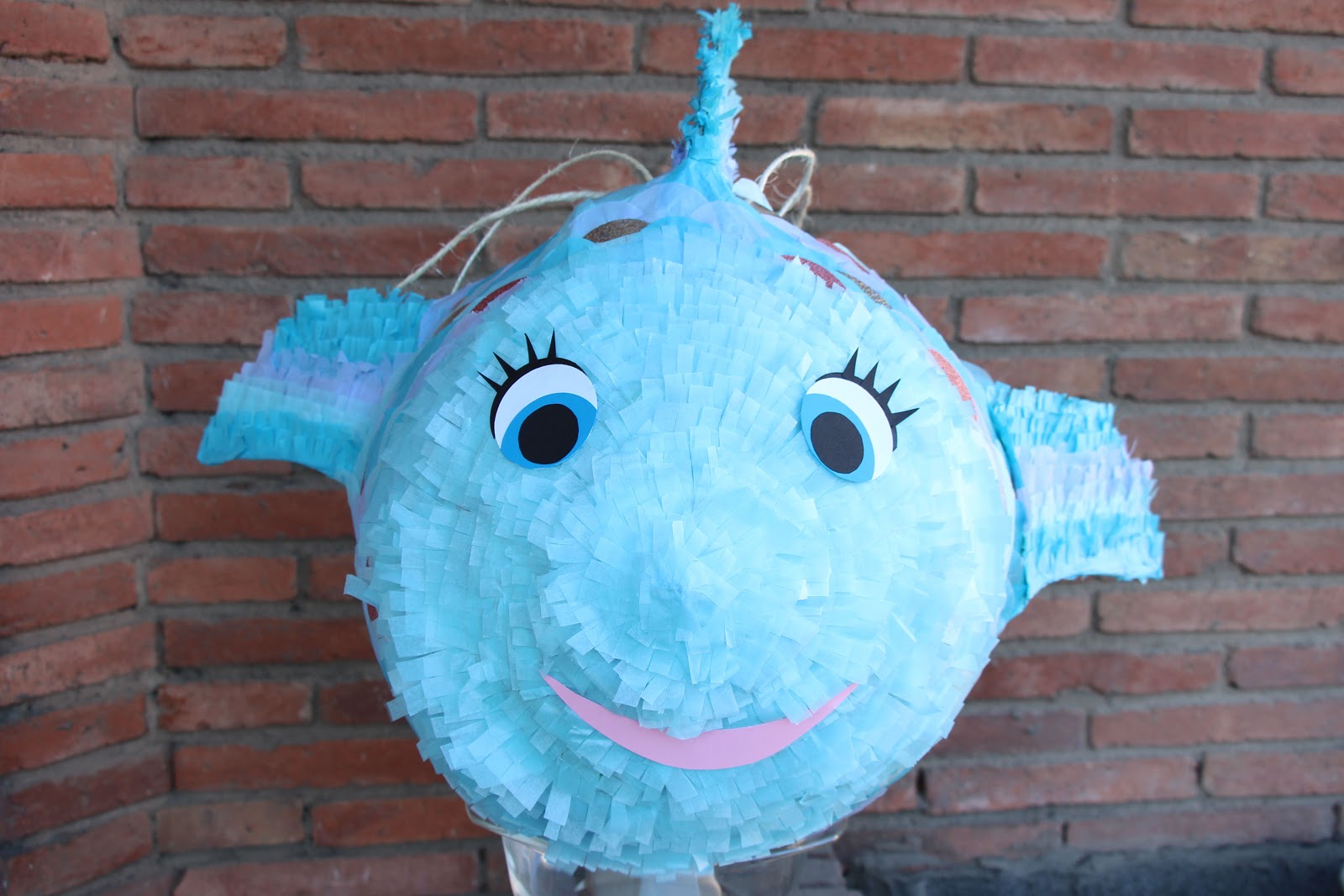 Instalación para ver caballo de fuerza Mardefiesta: Piñata pez