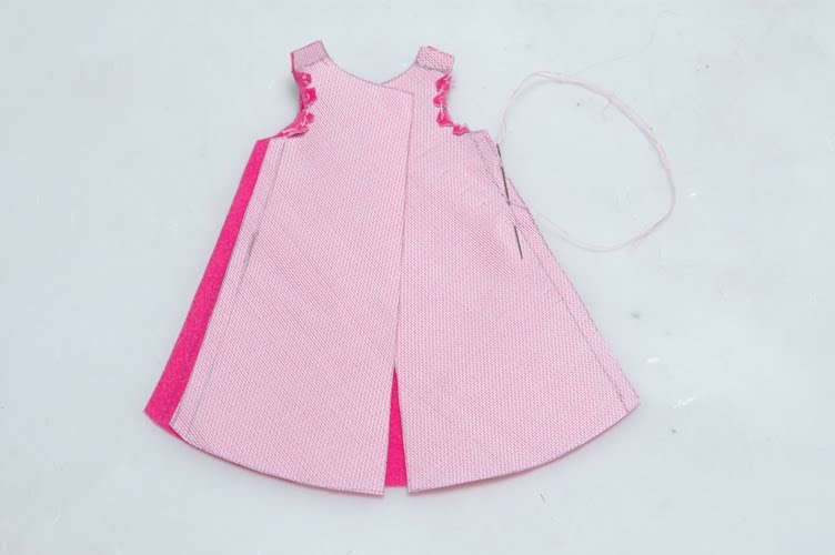 Pola Baju Barbie Simple Ruang Belajar Siswa Kelas 3