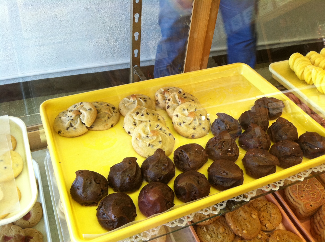 OMG Oh My Gracious! Becker's Bakery