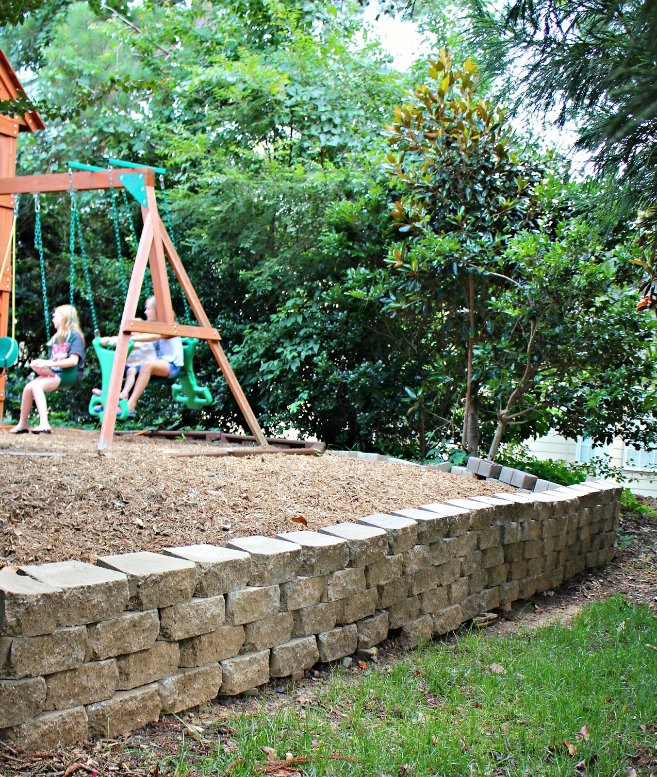 carolina on my mind: Backyard Retaining Wall: Part 4 (Reveal!)