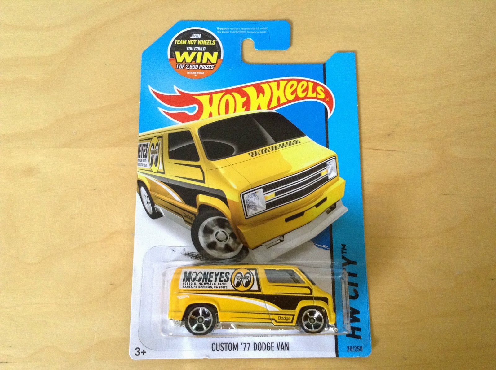 Hot Wheels Custom '77 Dodge Van 1:64 Die-Cast Car - Premium Collector Edition - View #7