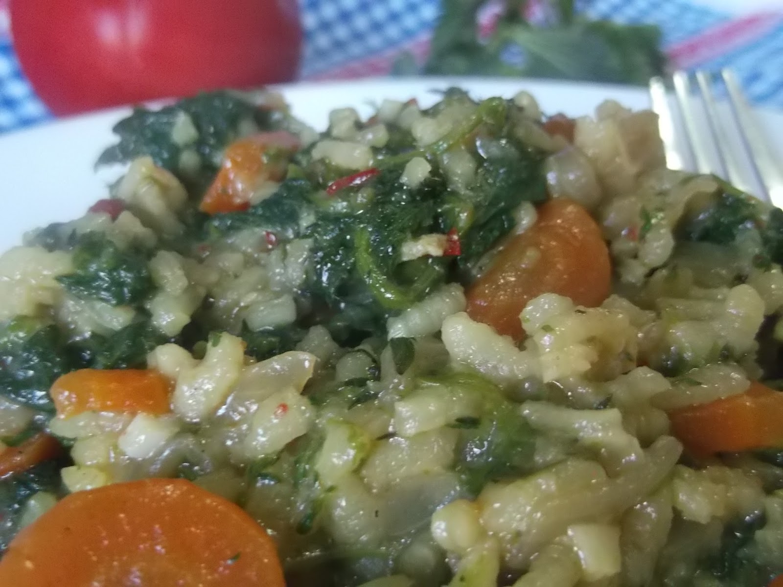 Hellenadin bucataria mea... Pilaf cu urzici