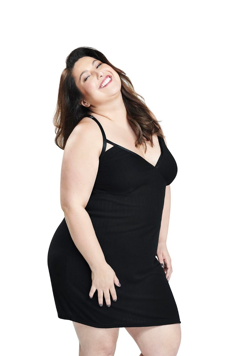 Marisa lança coleção Plus Size em parceria com a atriz Mariana Xavier Marisa lança coleção Plus Size em parceria com a atriz Mariana Xavier