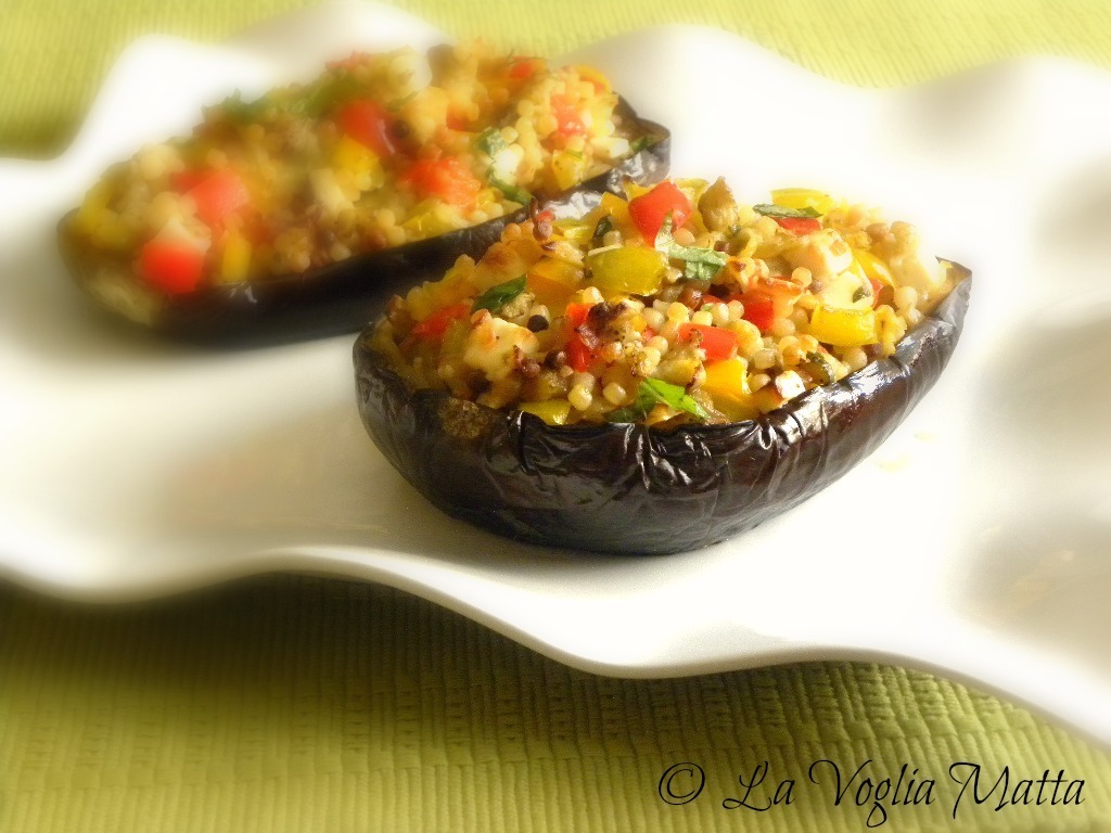 La Voglia Matta Melanzane al forno con fregola sarda peperoni e feta