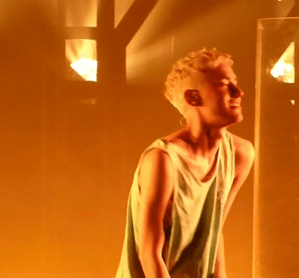 요즘 런던에서 가장 핫한 밴드gif | 인스티즈