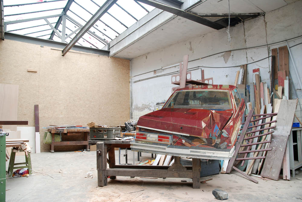 Twowheels+ The Peekskill Meteorite Car