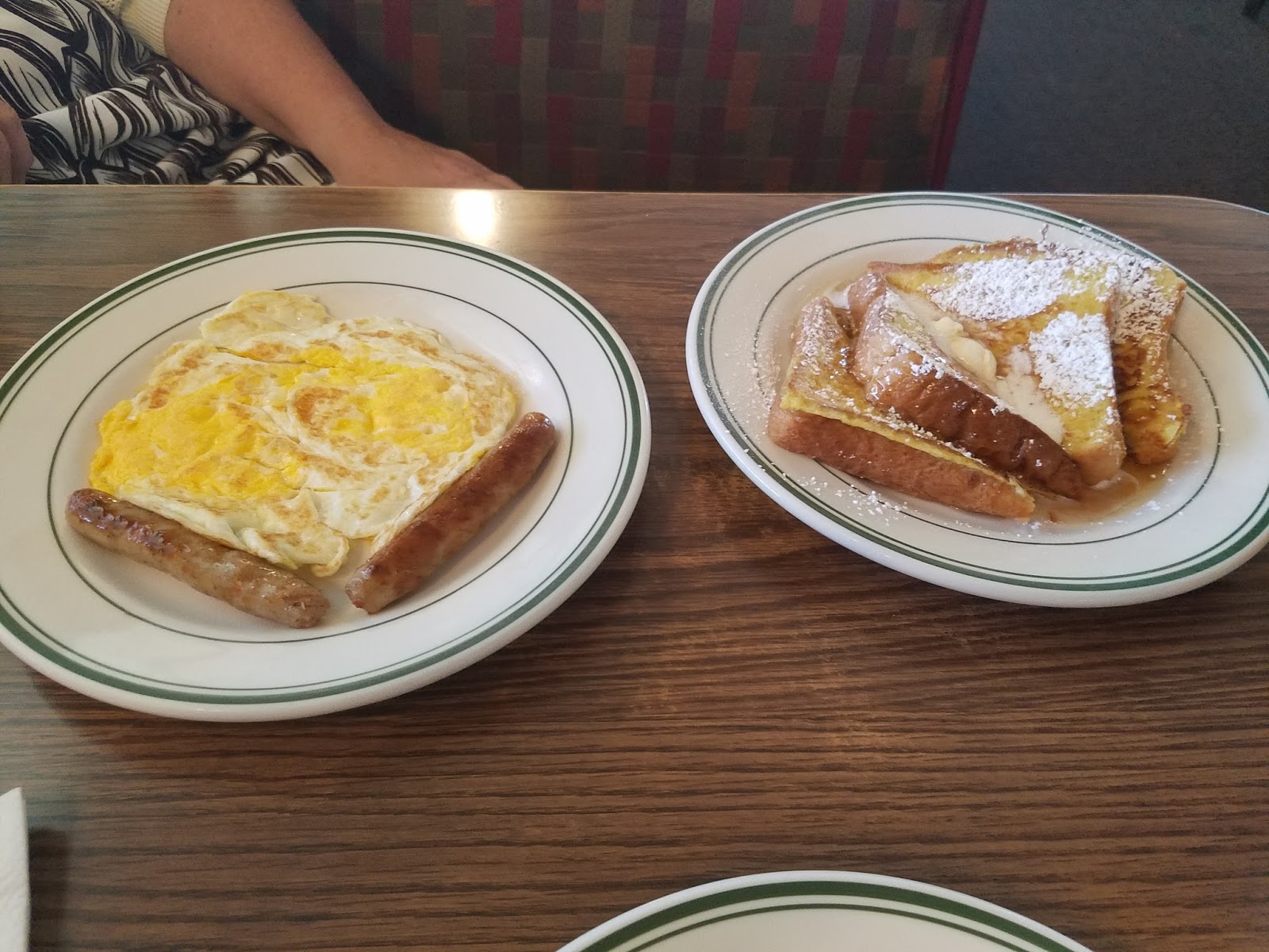 Eating Garey Avenue Pancakes R Us 2282 N Garey Ave Pomona, CA 91767