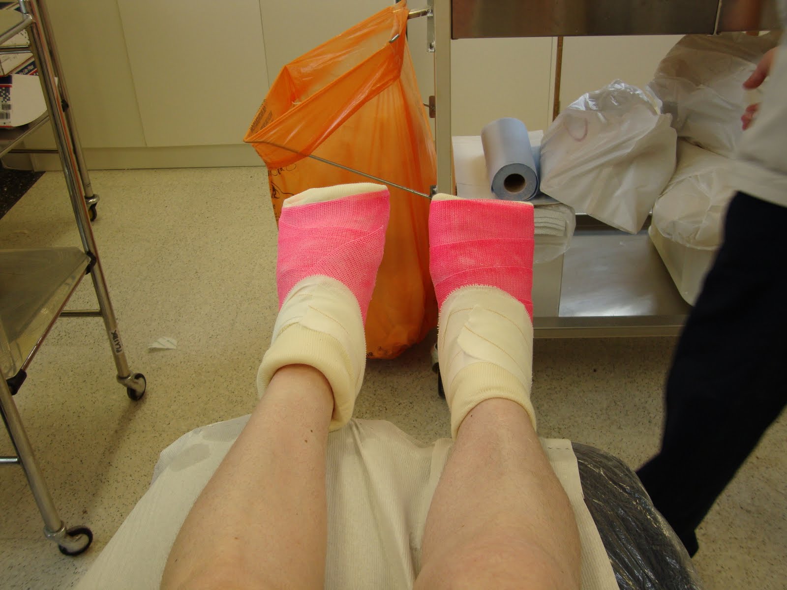Gwen's Feet (and Hand): Wound Check-Up Number One