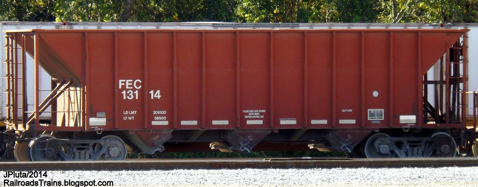 RAILROAD Freight Train Engine EMD GE Boxcar BNSF,CSX,FEC