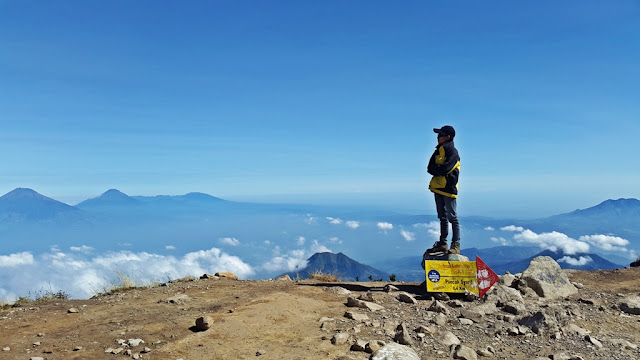 Pendakian Gunung Merbabu via Wekas