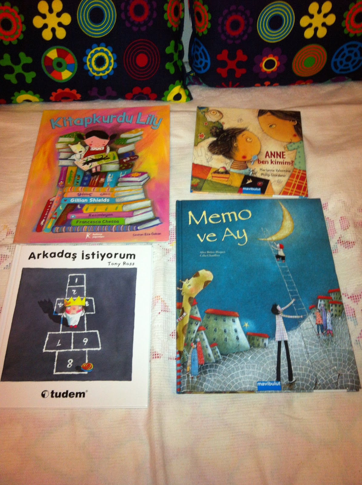 Kızlarım ve Kitaplarım ::..: 2012