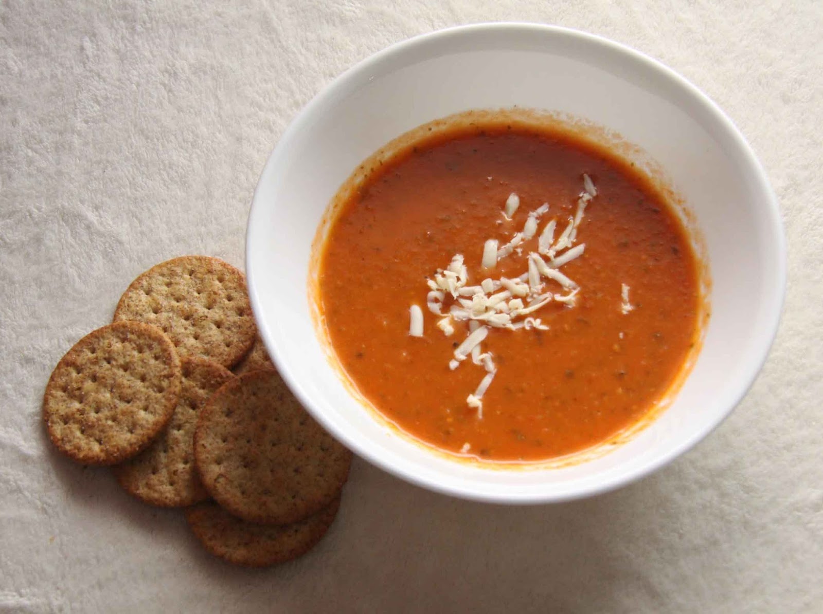 Recipe Tomato Basil Soup / Smitten Life