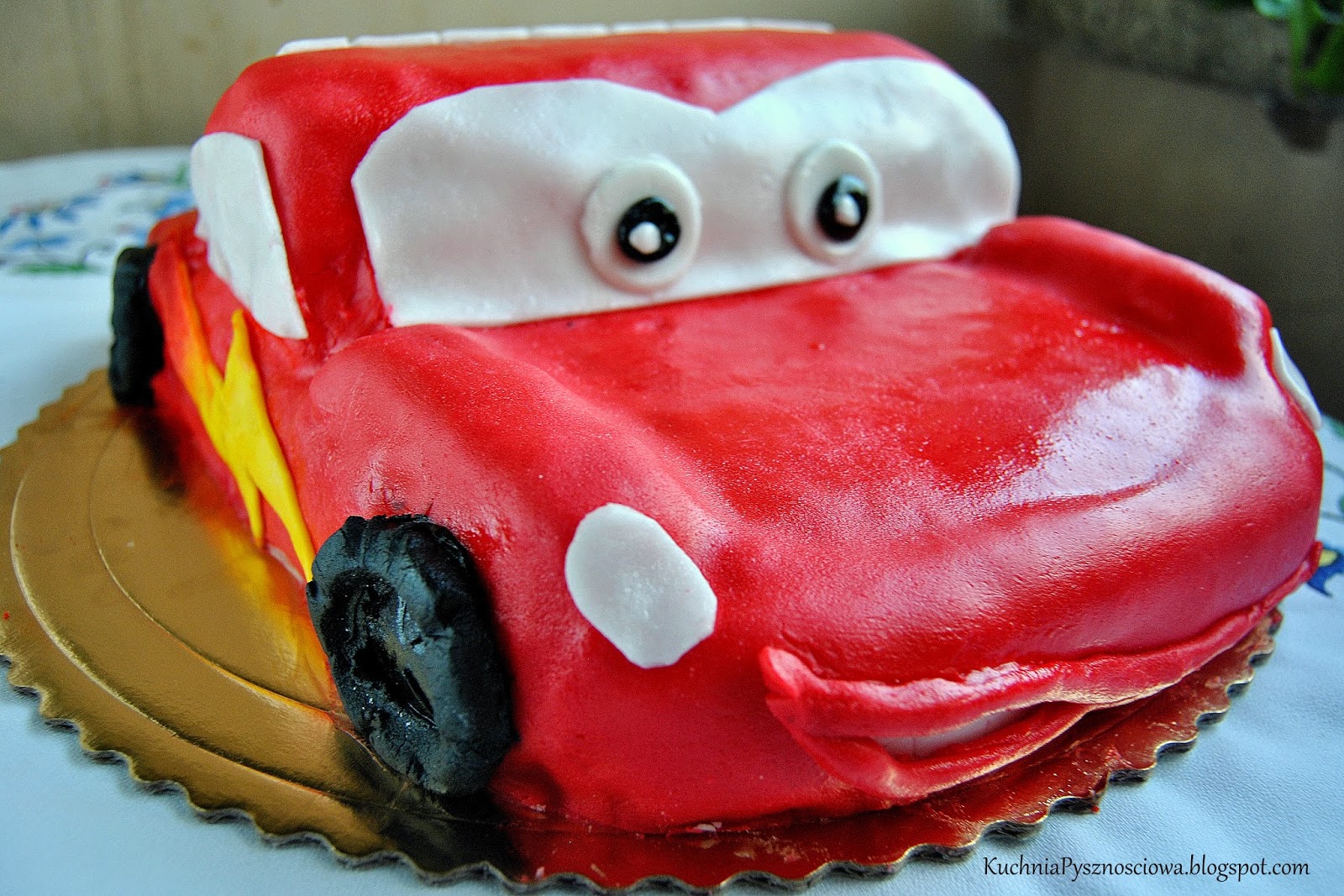 Zygzak McQueen, czyli tort auto