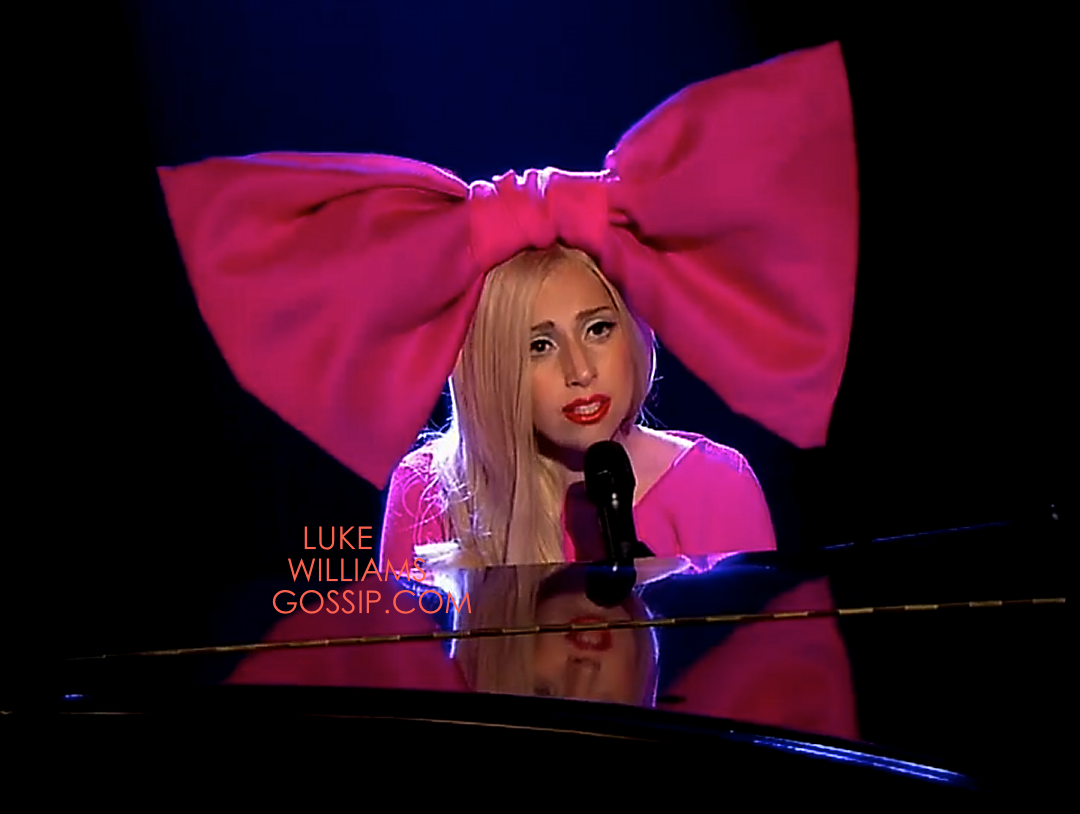 Lady+Gaga+To+Appear+On+Alan+Carr+Chatty+