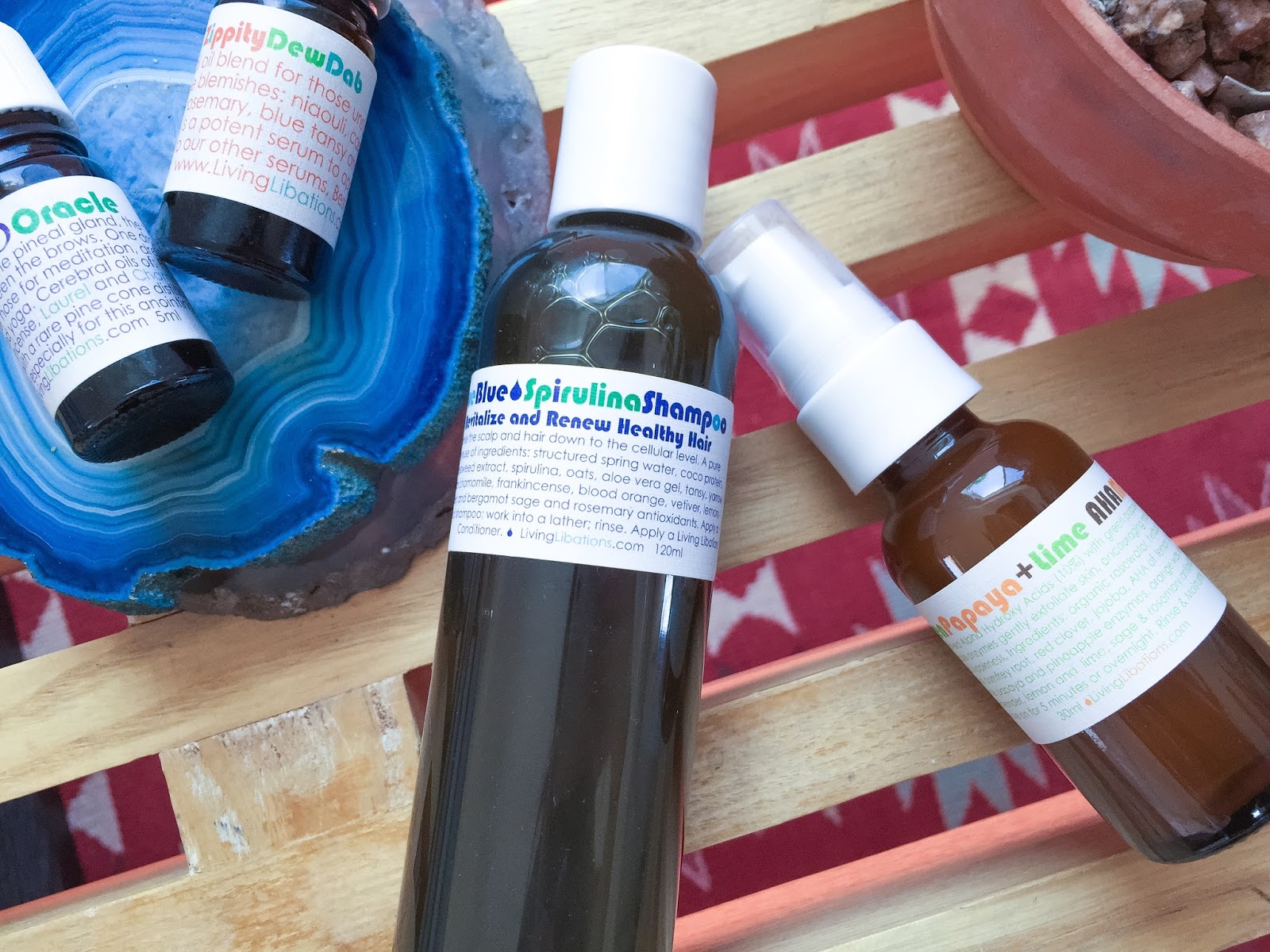 Living Libations True Blue Spirulina Shampoo, Zippity Dew Dab, Laurel