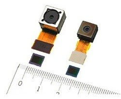 17.7 megapixel CMOS sensor