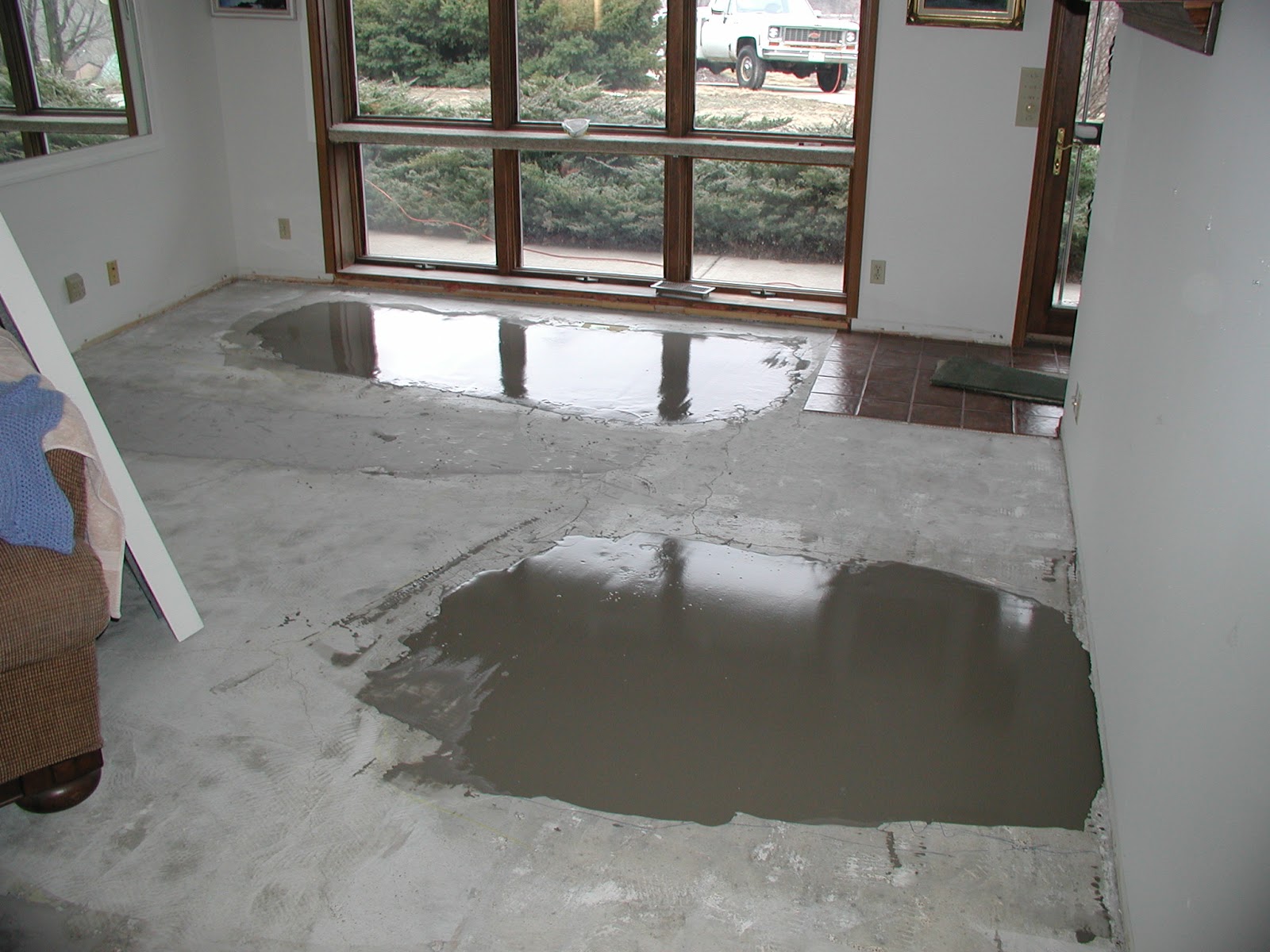 Wally&Sue self leveling underlayment