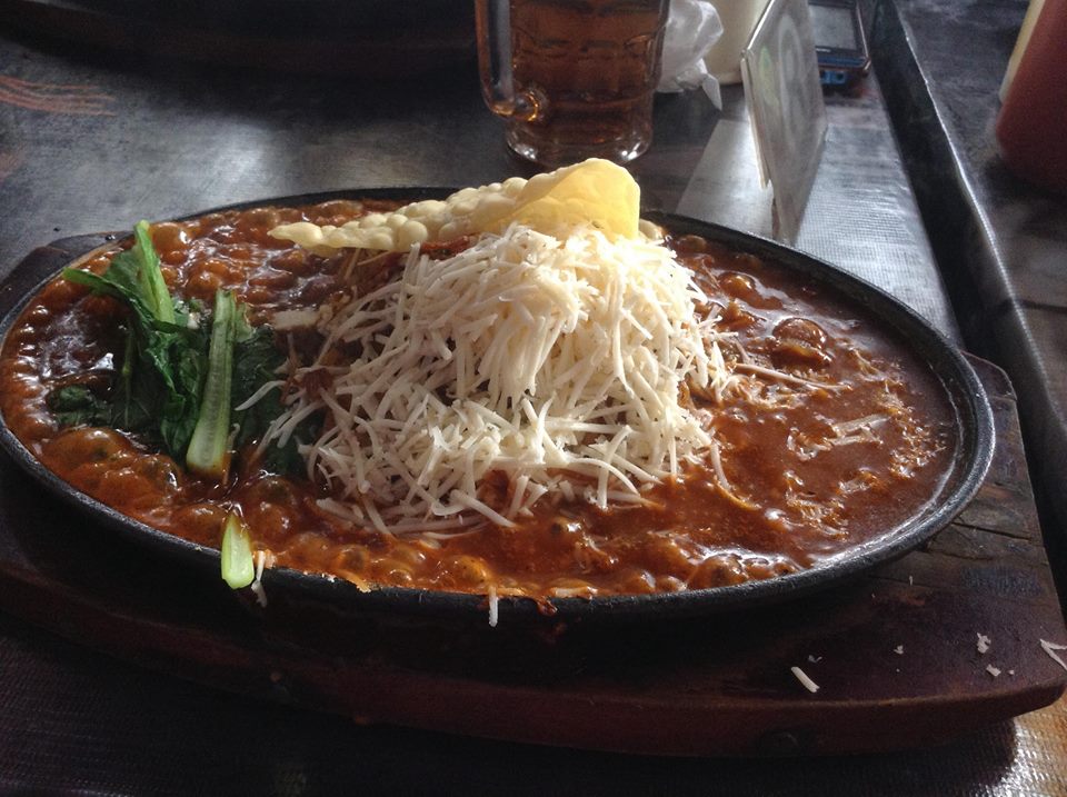 Mie Hotplate Baso Rasa rempah dan pedasnya wow! Bakso Guide