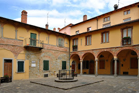 The Chiostro della Cisterna in Monghidoro