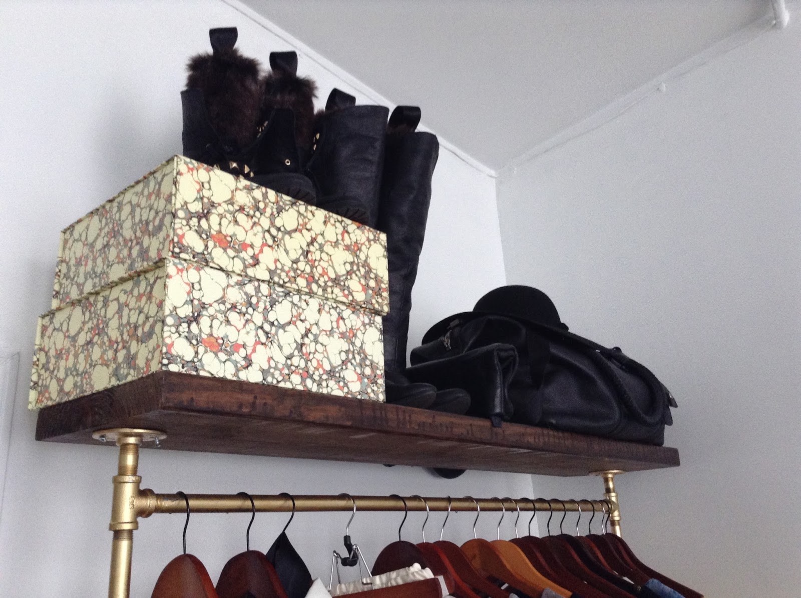 DIY How to Make your own Garment Rack Blavity