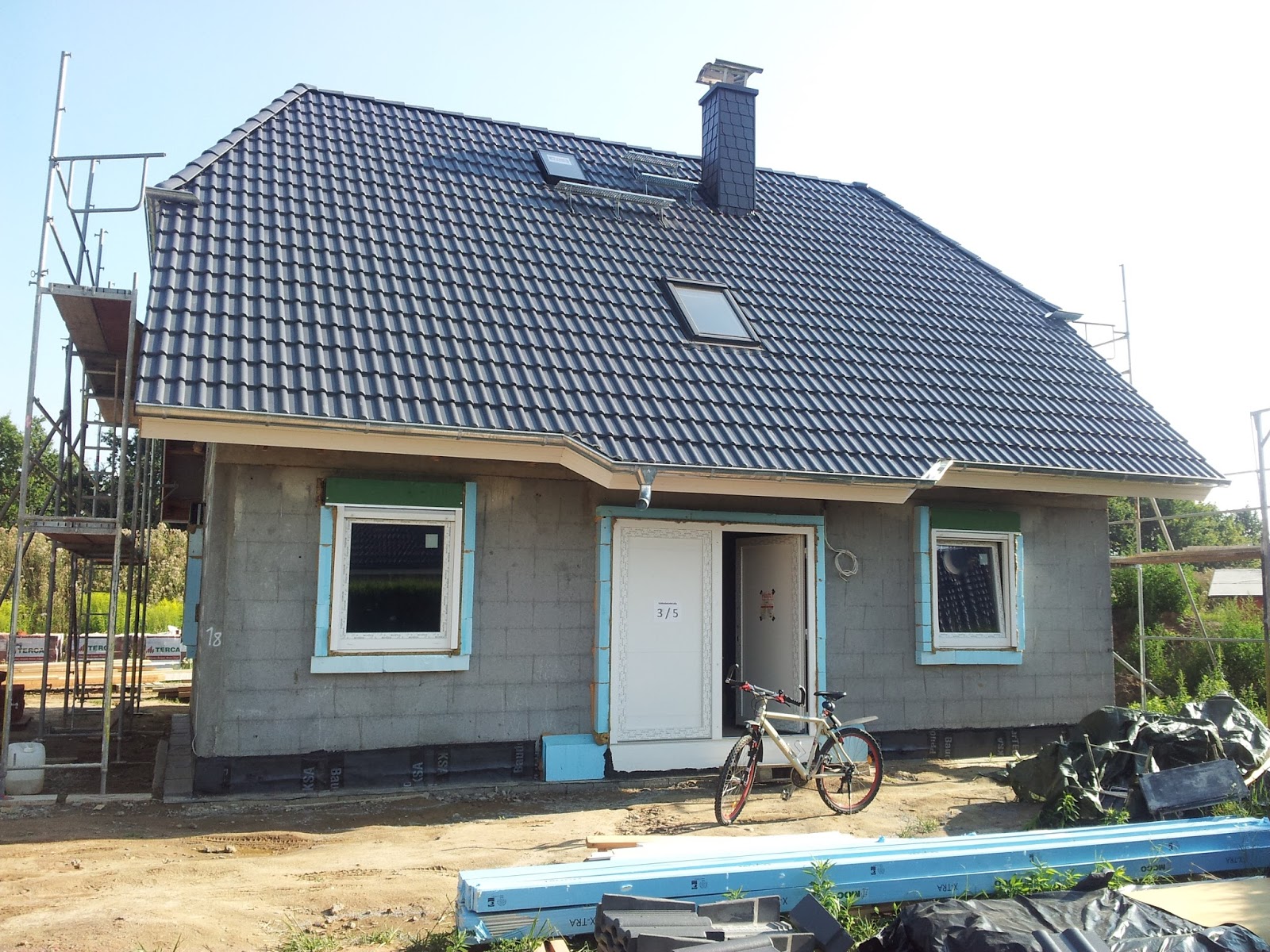 Bautagebuch - Unser Hausbau mit City-Haus: 5.8. Update Haus und Dach
