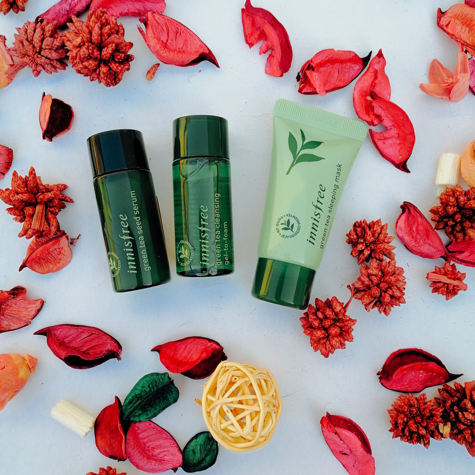 Innisfree Green Tea Night Regime Kit Review