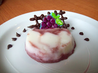 JELEU DE IAURT SI COMPOT DE CIRESE