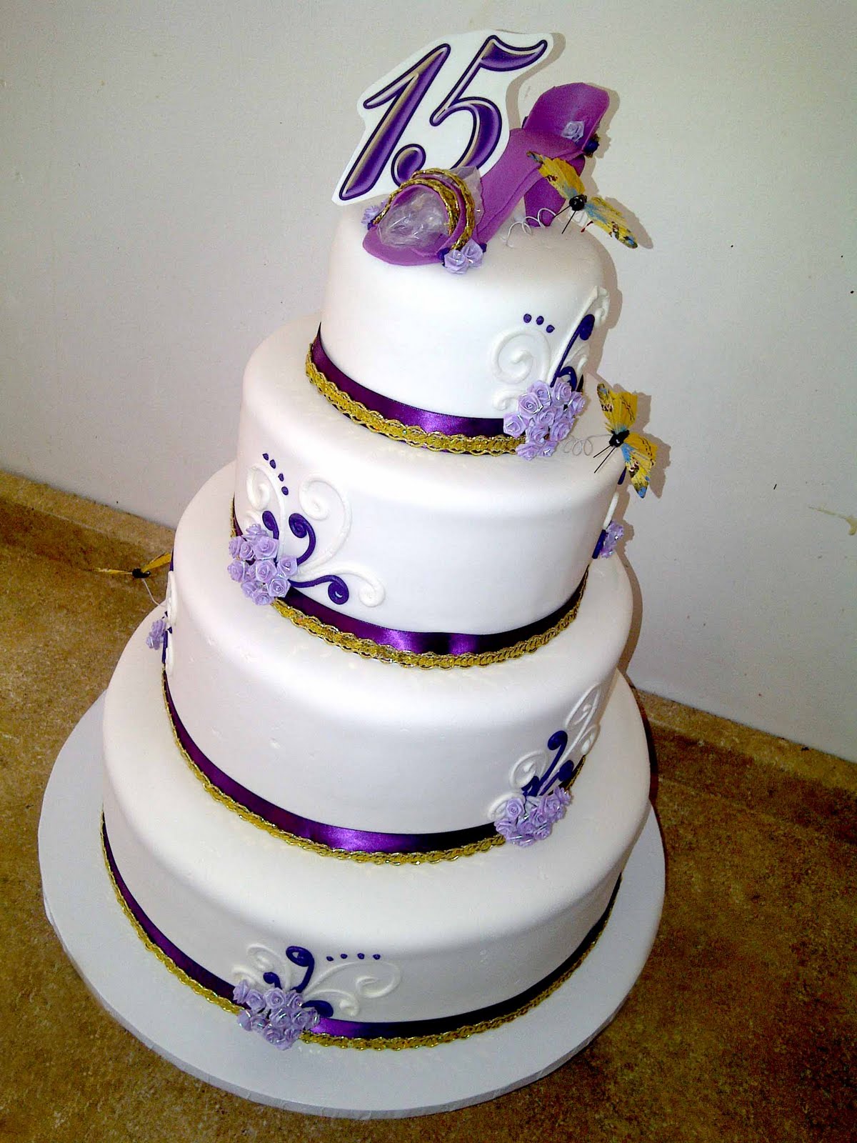 Hector's Custom Cakes Quinceanera Cake