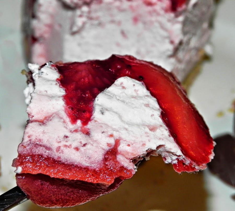 TARTA DE MOUSE DE FRESAS CON THERMOMIX