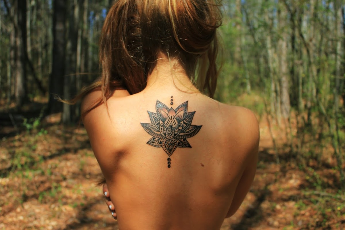 tatuajes en la espalda mujeres - Imágenes de tatuajes en la espalda mujeres