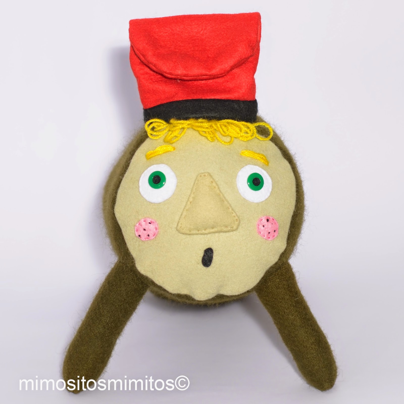 caga tió de nadal hecho a mano handmade xmas stuffed toy decoración navidad