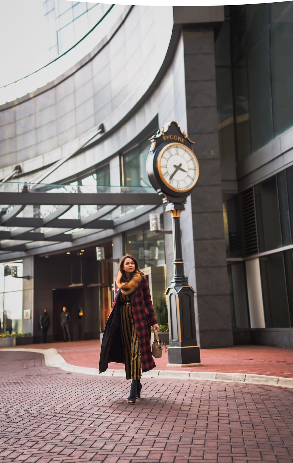 how to wear separates, black adn gold outfit, print mixing outfit, party ready, office party outfits, &other stories pant and blouse, street style, baltimore trip, thungs to see in baltimore, myriad musings how to wear separates, black adn gold outfit, print mixing outfit, party ready, office party outfits, &other stories pant and blouse, street style, baltimore trip, thungs to see in baltimore, myriad musings