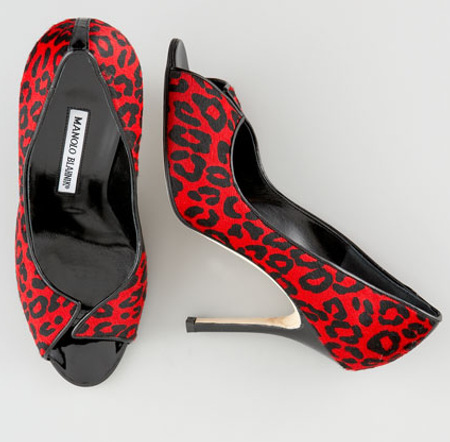 A Tribute to Sex and the City: Manolo Blahnik Heaven...