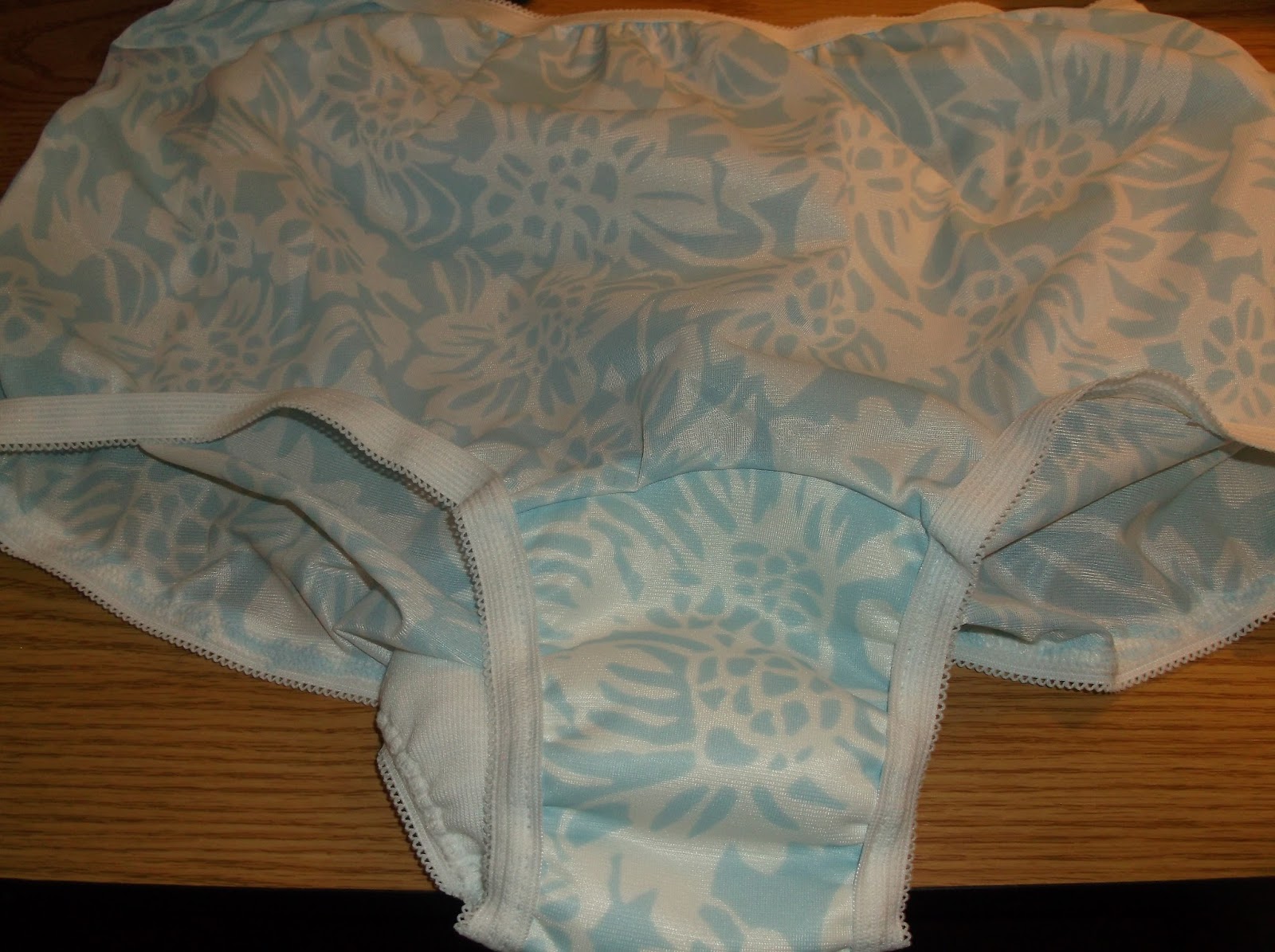 Missy's Product Reviews Wearever Floral Fancy Incontinence Panties