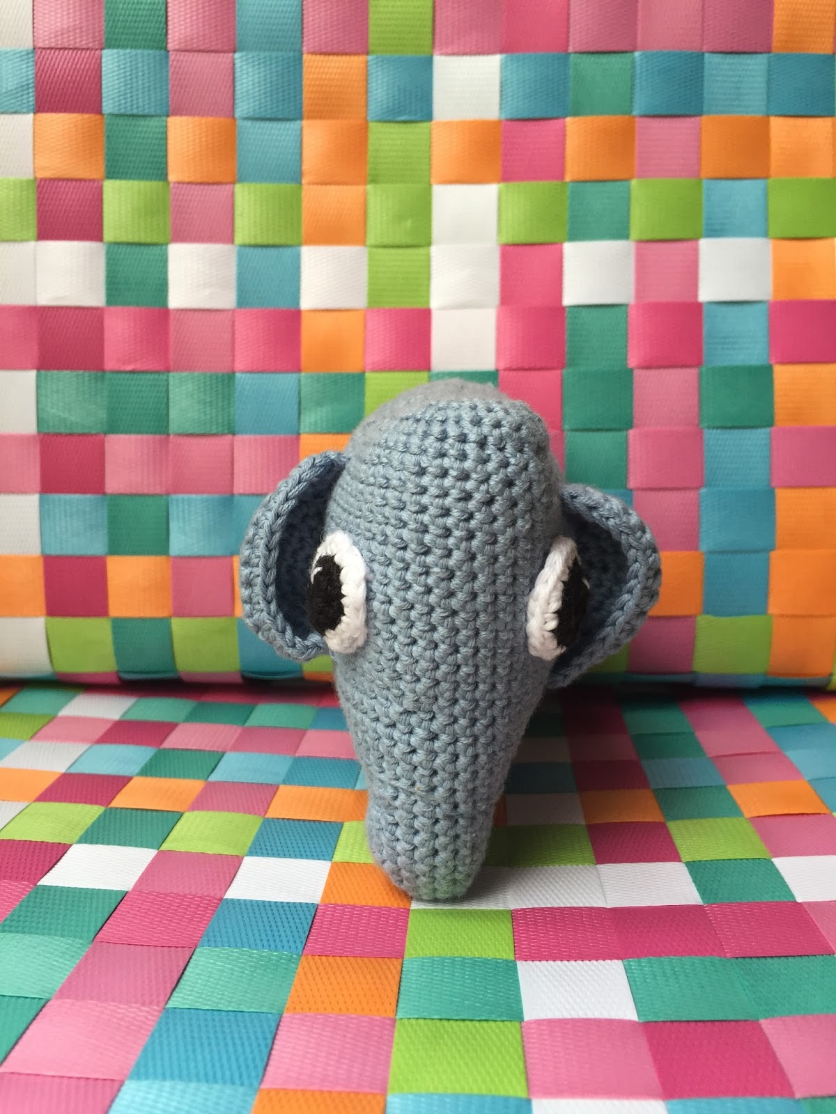 Garnmaskeraden: Elmo elefant - endnu en rangle