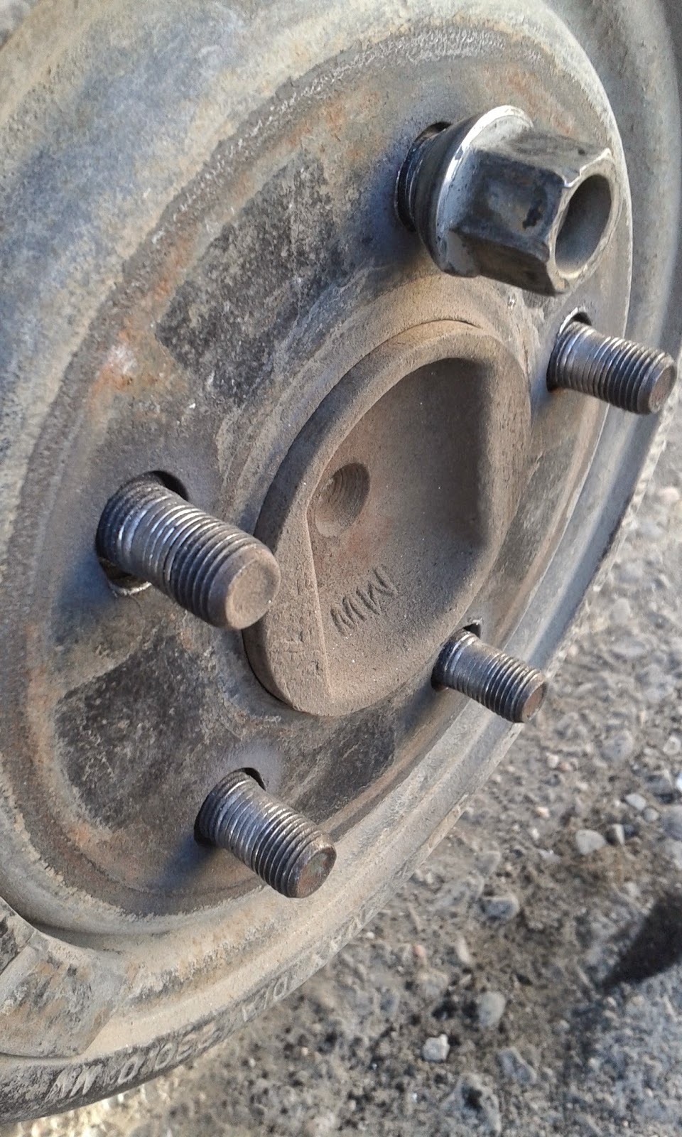 My '91 Cherokee XJ Wheel stud