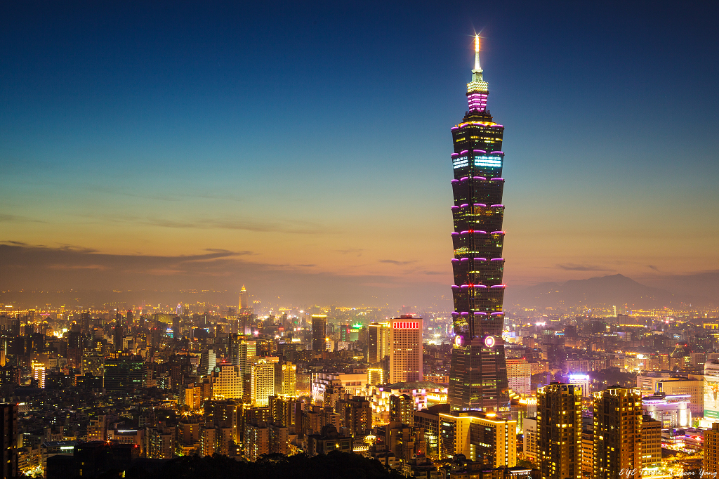 <br /><br /><br /><br /><br /><br /><br /><br />