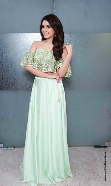 Raashi Khanna at Samantha wedding reception