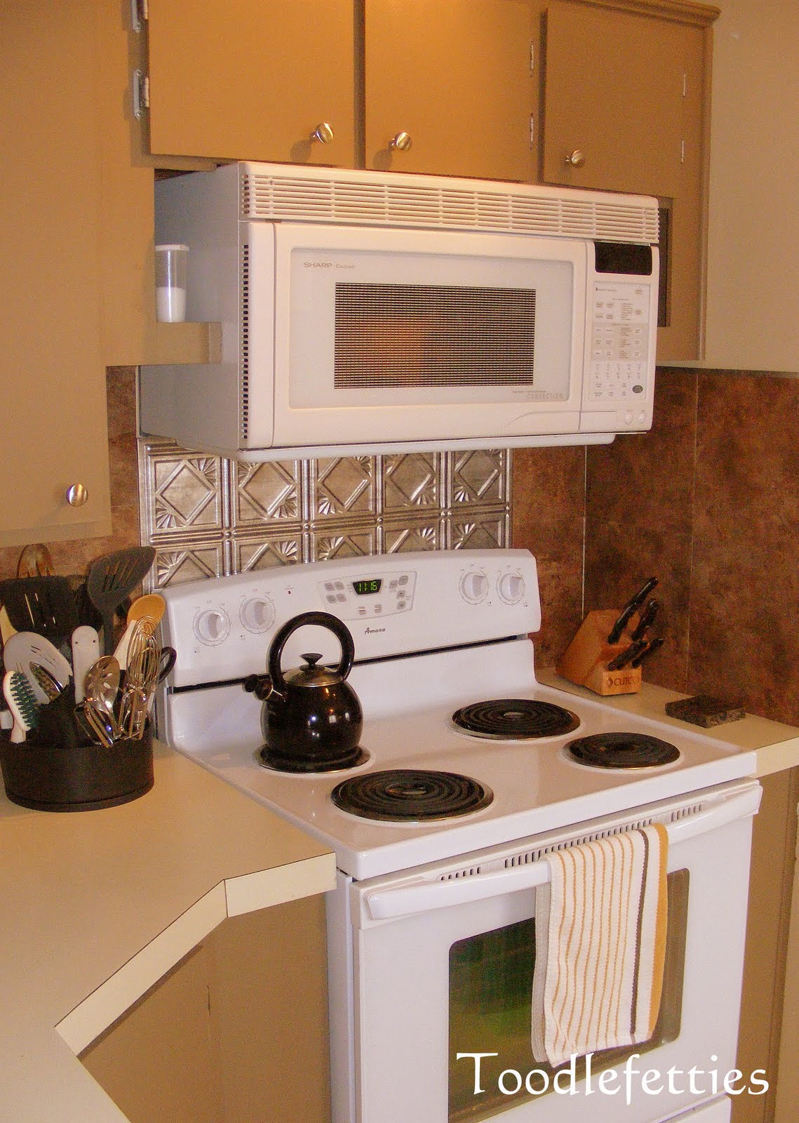 Coonie and Bees Kitchen Redo On A Budget Phase One