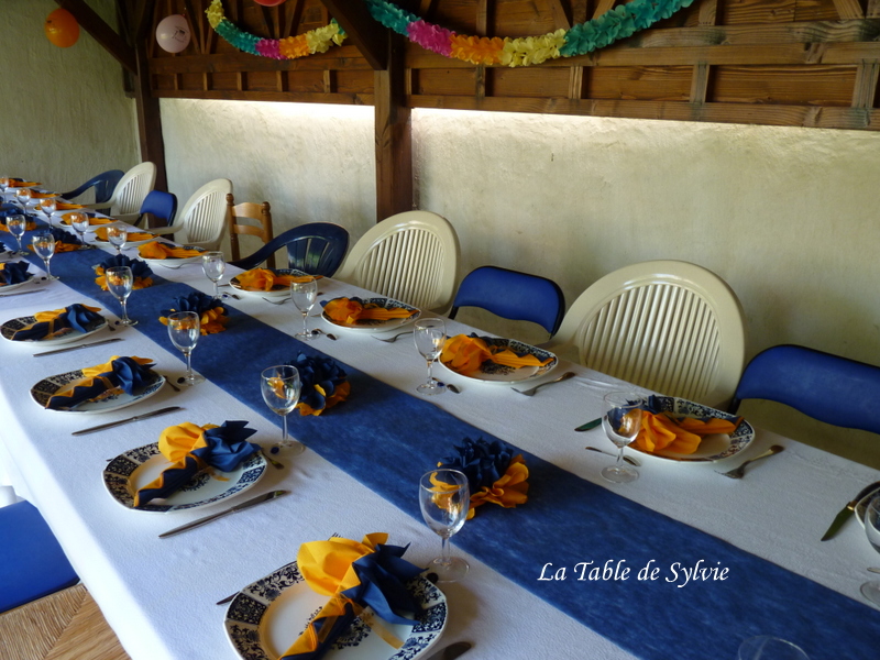 La Table de Sylvie: Un anniversaire bleu marine et orange