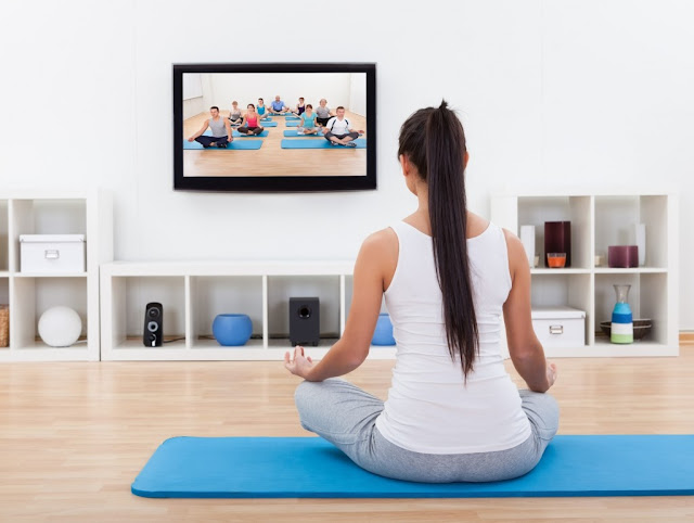 Học Yoga online tại nhà nên hay không ?