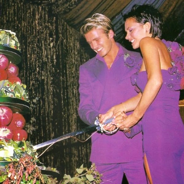 ADDICTIONS OF A FASHION JUNKIE: BECKHAM'S 15 YEAR WEDDING ANNIVERARY