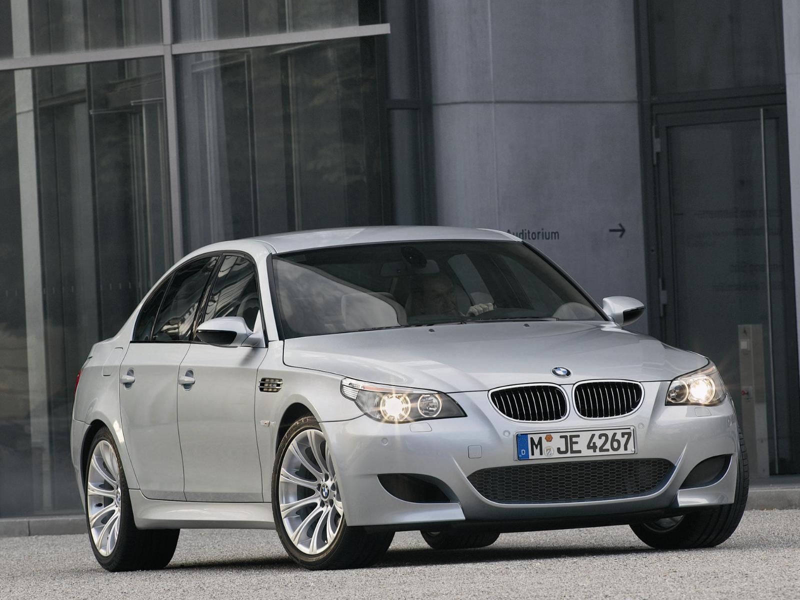 BMW Uzmanı BMW 5 Serisi (E60)