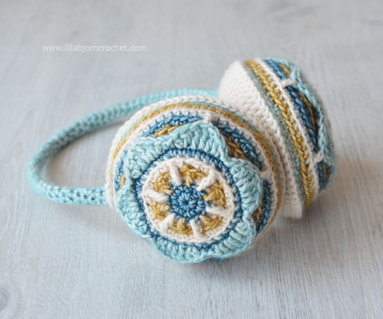 Brighten Your Outfit with Crocheted Ear Muffs! LillaBjörn's Crochet World