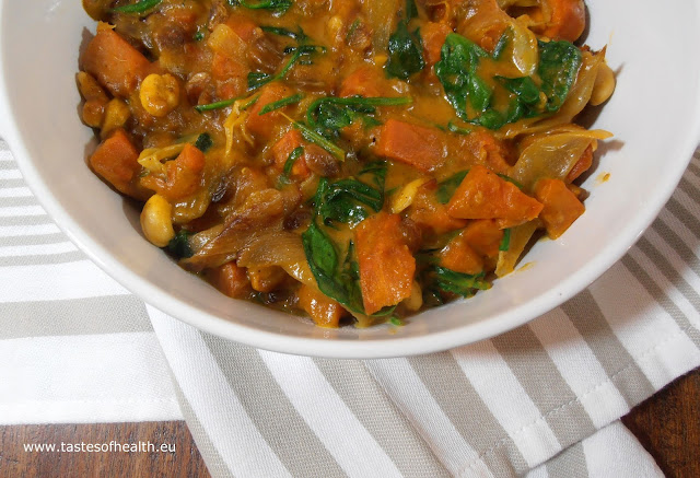 pumpkin, squash, cashews, cashew nuts, spinach, vegetarian, healthy, recipe, recipes