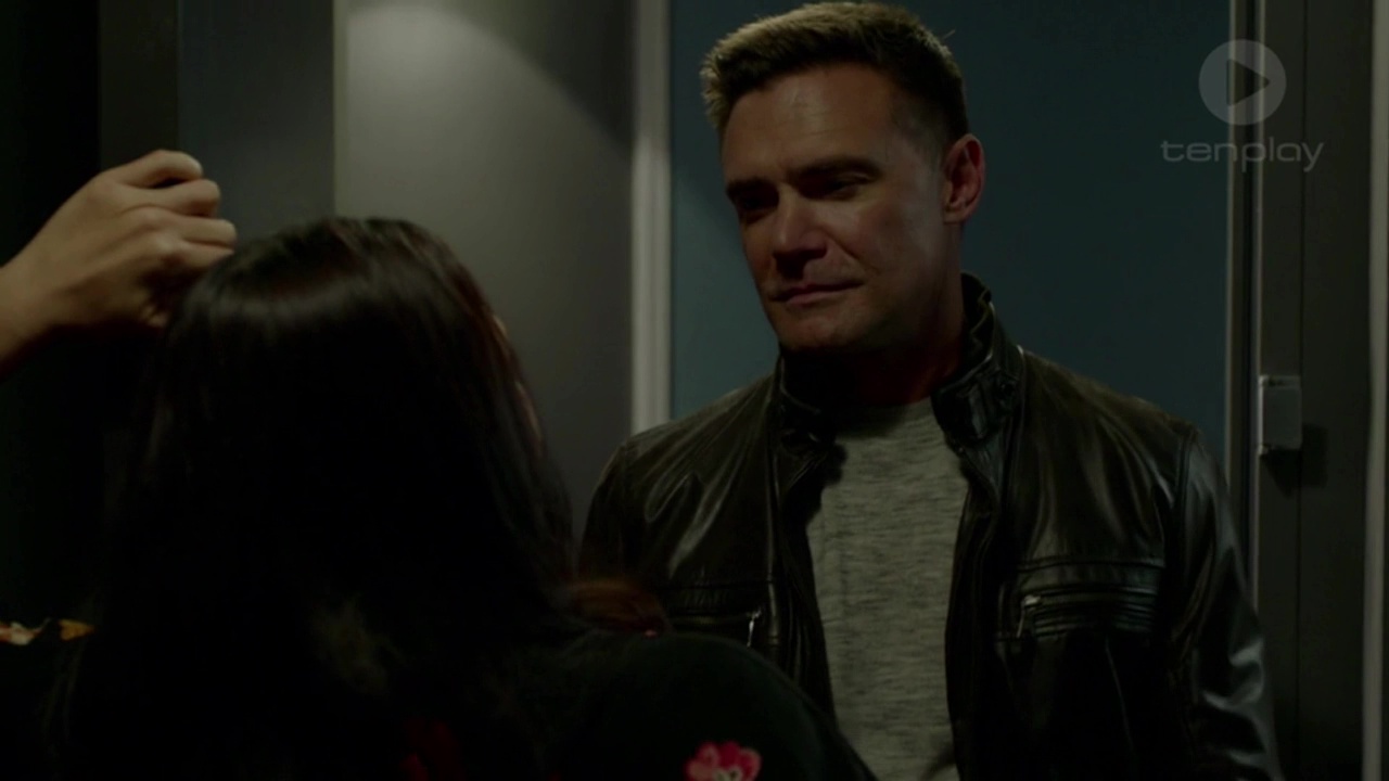 ausCAPS Jeremy Lindsay Taylor shirtless in