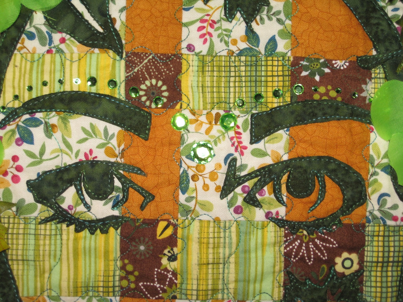 Artsy Chick Quilts Fabrications III Art Quilts of the U.P.