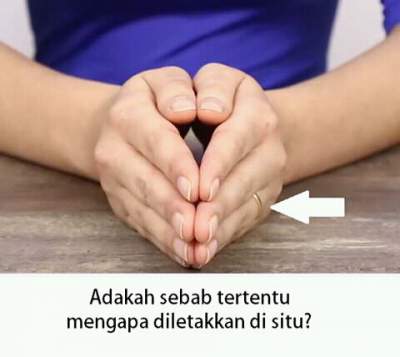 Beberapa Alasan Cincin Kawin Di Letakkan Di Jari Manis