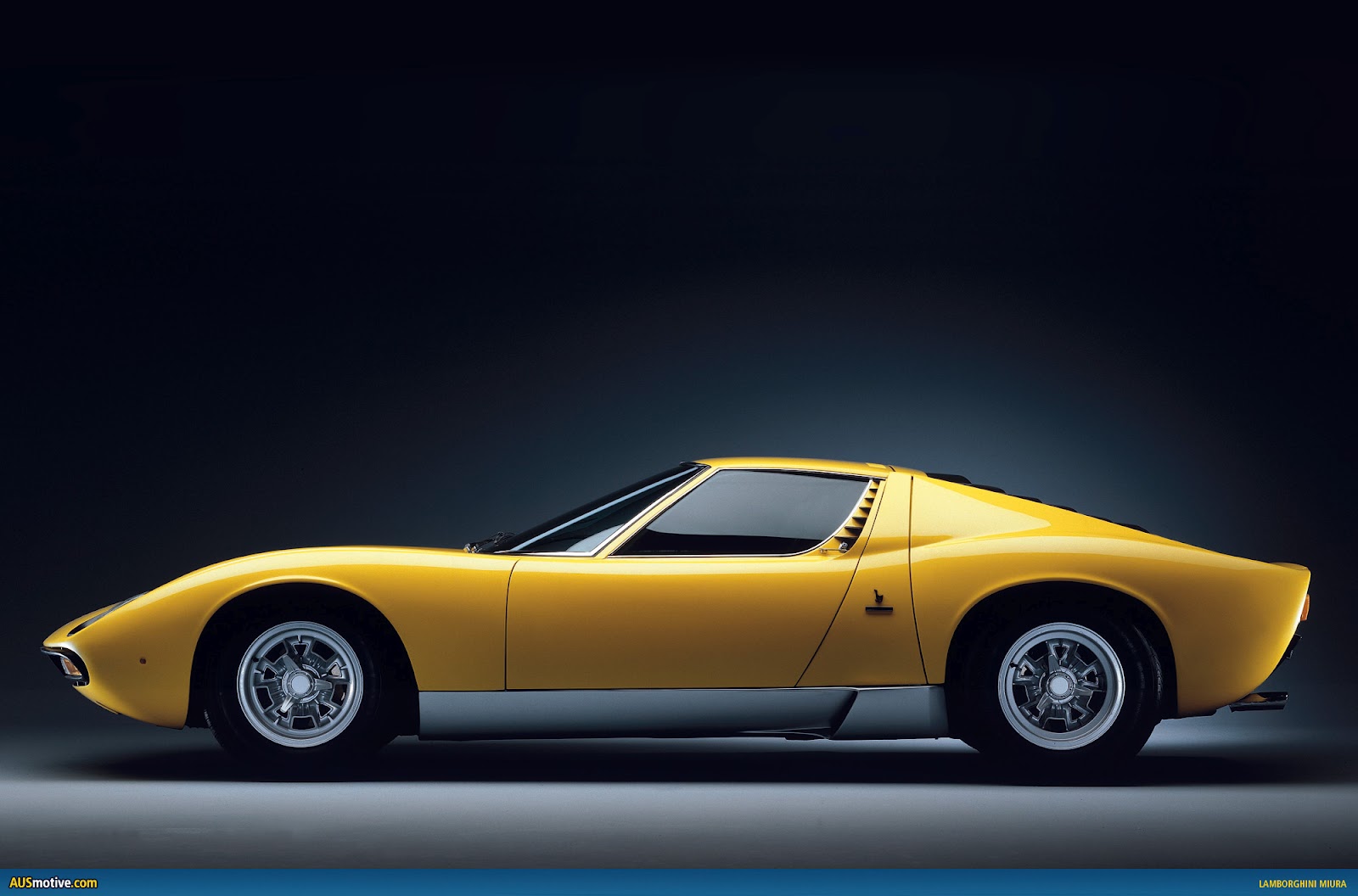 Exclusive Cars, Prestige Car Hire London Automotive Cars